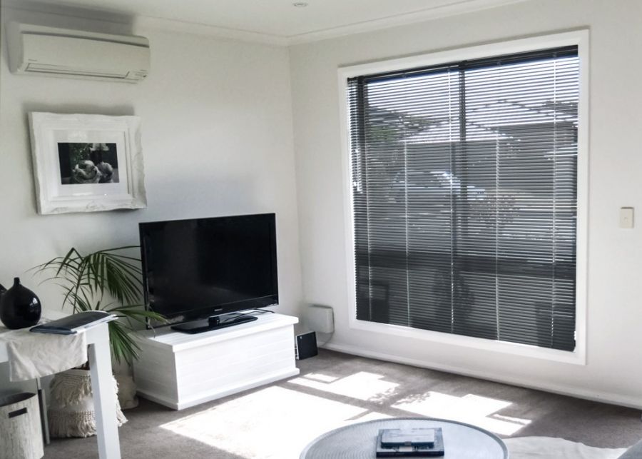 Slimline Venetian Blinds